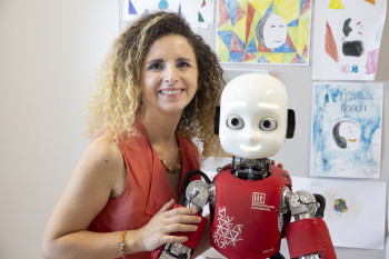 Image: Alessandra Sciutti and the iCub Robot